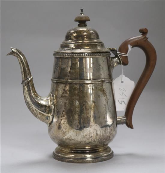 A silver coffee pot, approx 23oz gross
